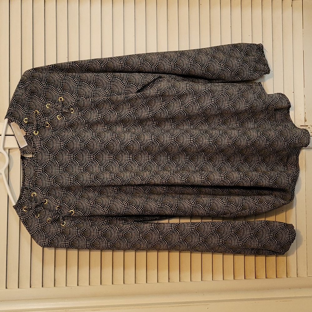 Long sleeve blouse